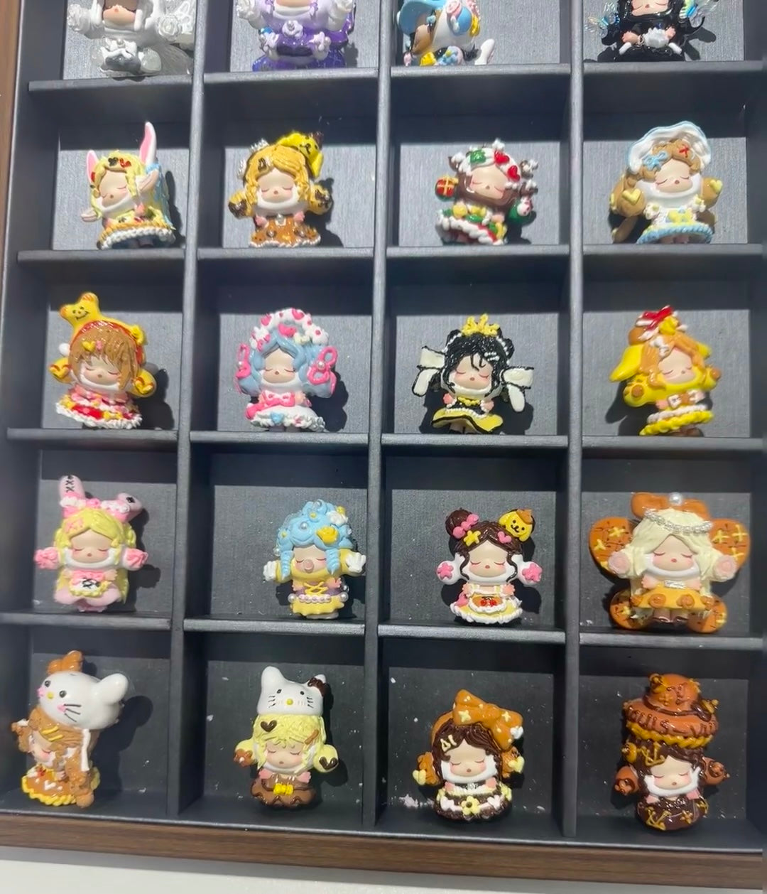 Hand painted dolls SP,HK,QoQo( pack on live)